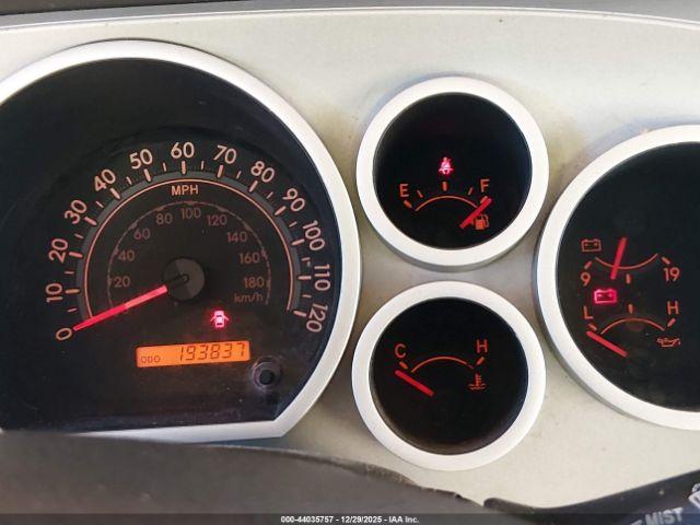 Toyota Sequoia Sr5 5.7l V8 Image 10