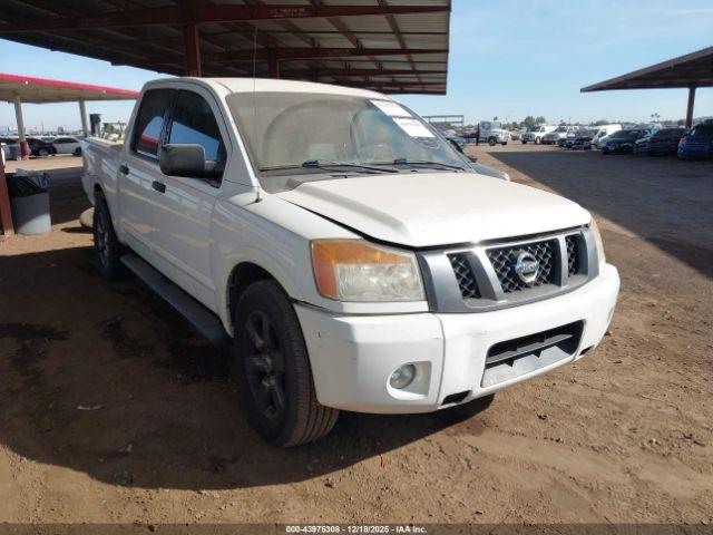  Salvage Nissan Titan