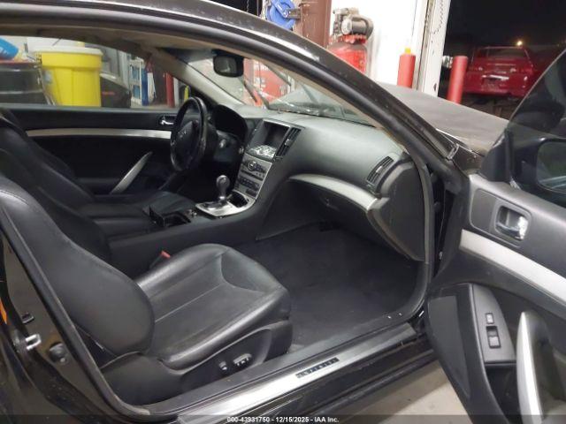 INFINITI G37 Journey Image 6