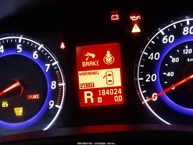 INFINITI G37 Journey Image 16