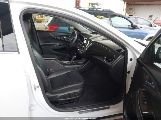 Chevrolet Malibu Premier Image 3