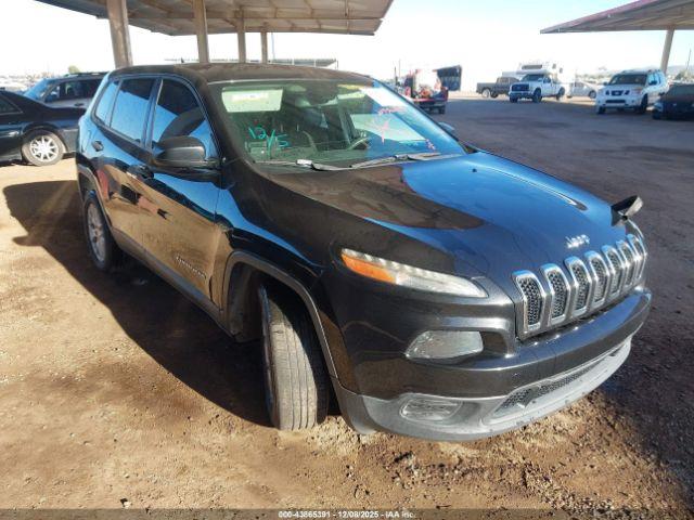  Salvage Jeep Cherokee