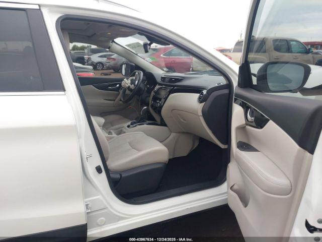 Nissan Rogue Sl Image 2