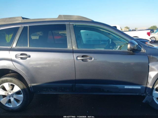 Subaru Outback 2.5i Premium Image 5