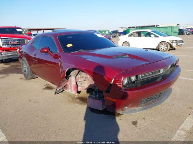  Salvage Dodge Challenger
