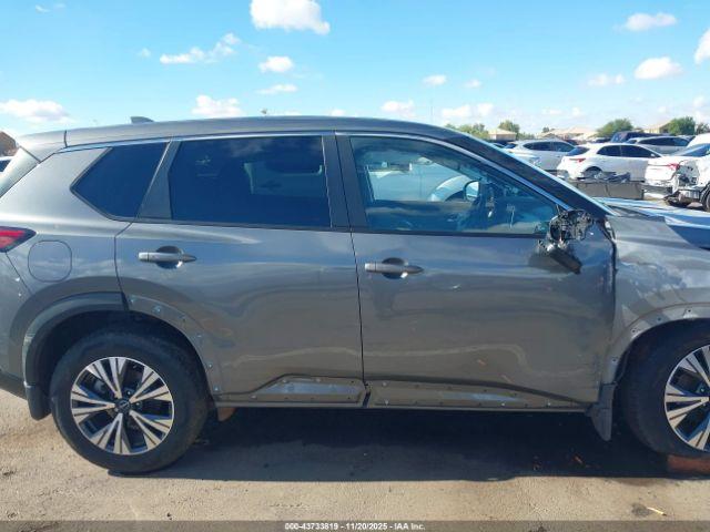 Nissan Rogue Sv Image 16