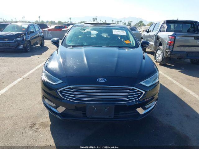 Ford Fusion Titanium Image 12