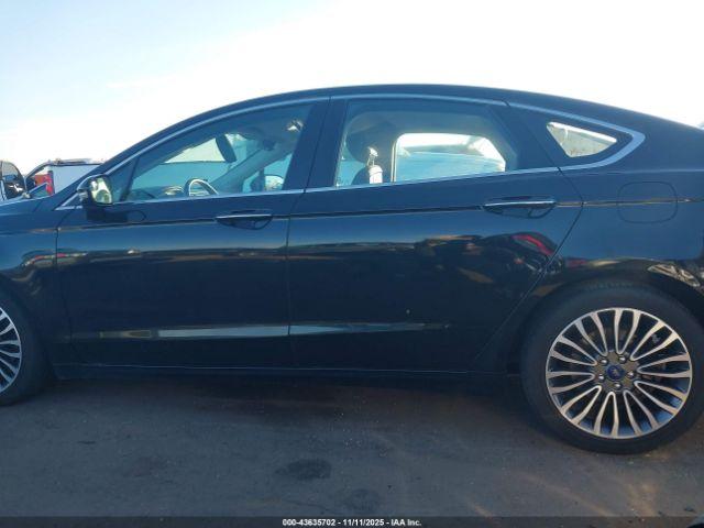 Ford Fusion Titanium Image 14