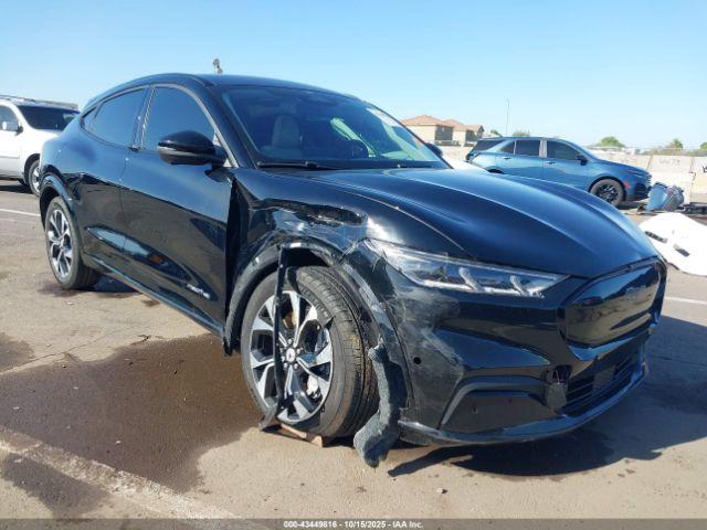 Ford Mustang Premium Image 4