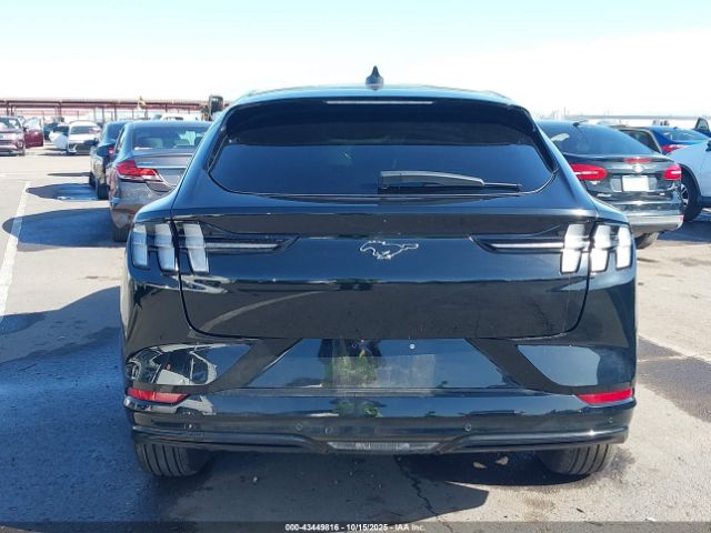 Ford Mustang Premium Image 13