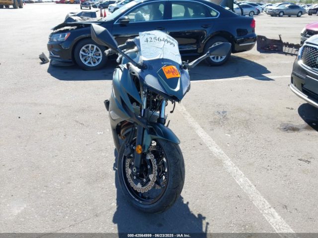 Kawasaki Ex650 P Image 4