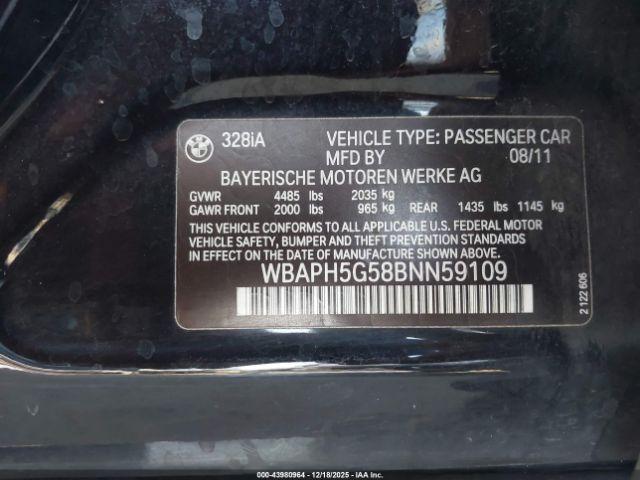 BMW 3 Series Image 9