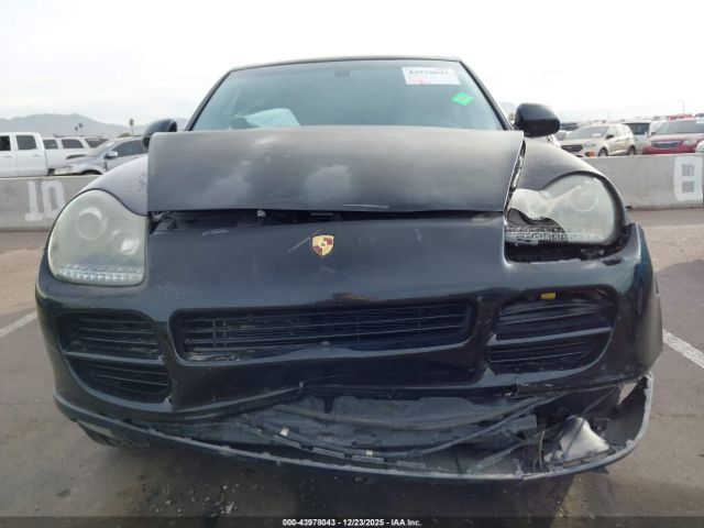 Porsche Cayenne S Image 7