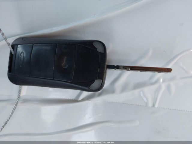 Porsche Cayenne S Image 10