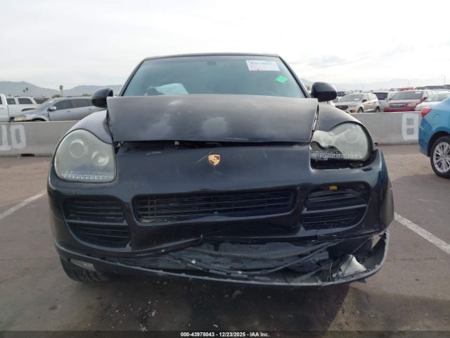 Porsche Cayenne S Image 11