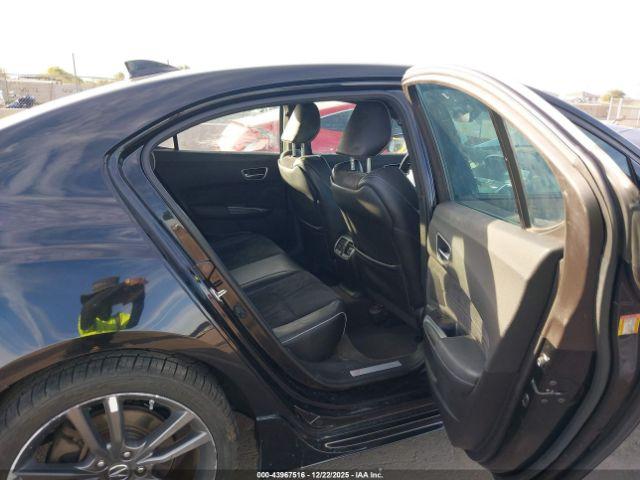 Acura TLX Tech   A-spec Pkgs Image 15