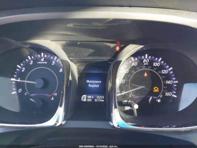 Toyota Avalon Xle Premium Image 16