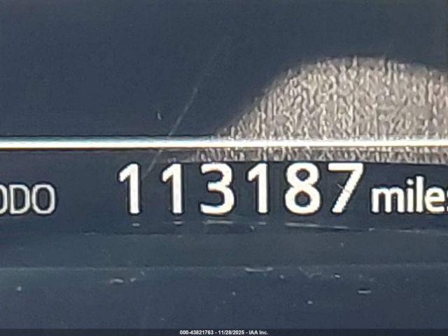 Toyota Corolla Xse Image 13