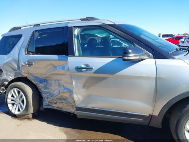 Ford Explorer Xlt Image 8