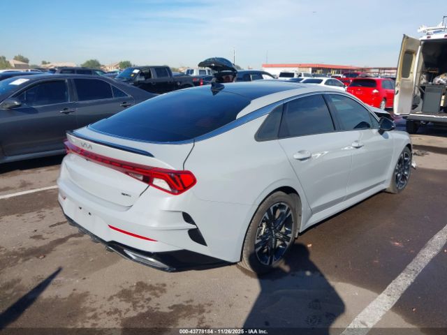 Kia K5 Gt-line Image 8