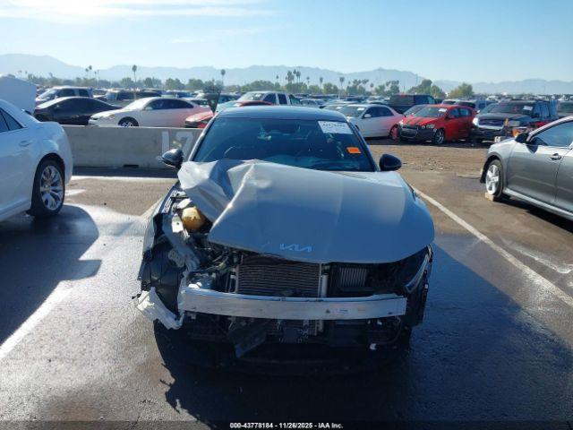 Kia K5 Gt-line Image 10