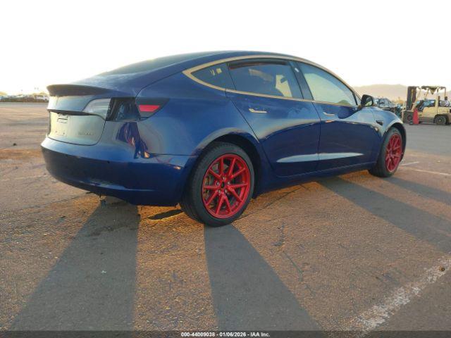 Tesla Model 3 Image 5