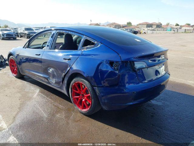 Tesla Model 3 Image 3