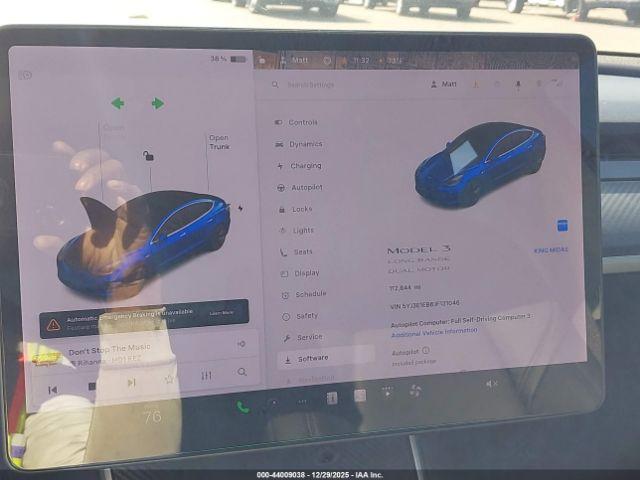 Tesla Model 3 Image 17