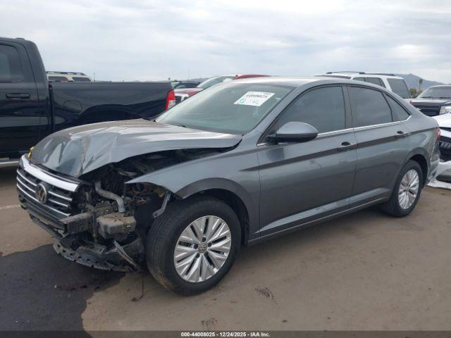 Volkswagen Jetta Image 2