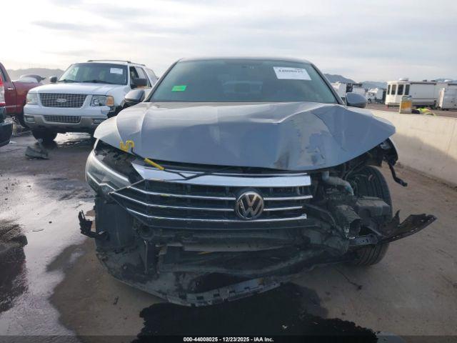 Volkswagen Jetta Image 14