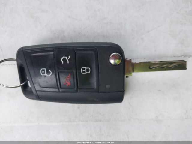 Volkswagen Jetta Image 10