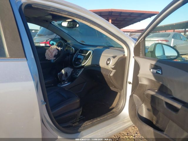 Chevrolet Sonic Premier Auto Image 5