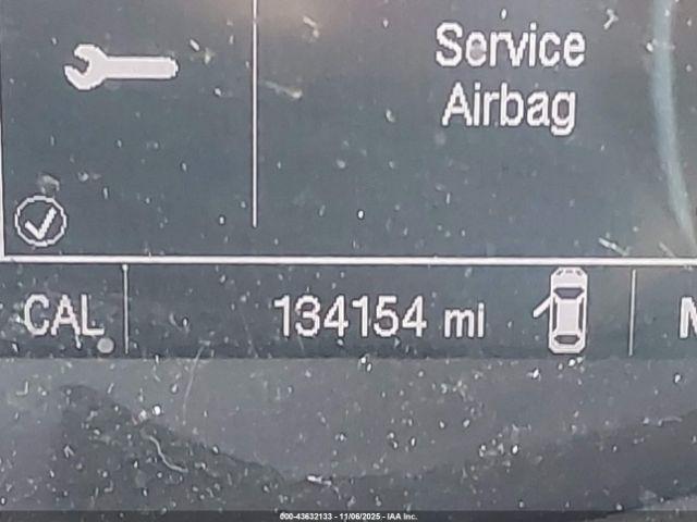 Chevrolet Sonic Premier Auto Image 12