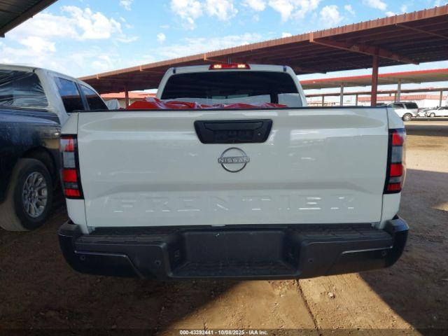 Nissan Frontier King Cab S 4x2 Image 2