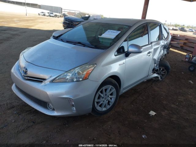 Toyota Prius v Three Image 2