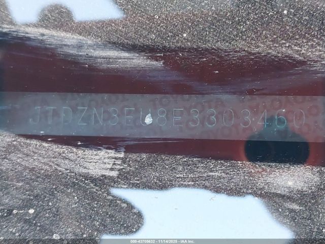 Toyota Prius v Three Image 13