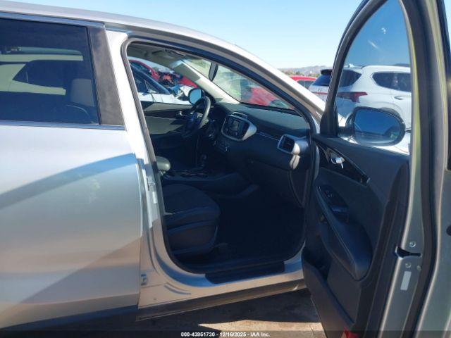 Kia Sorento 2.4l L Image 3