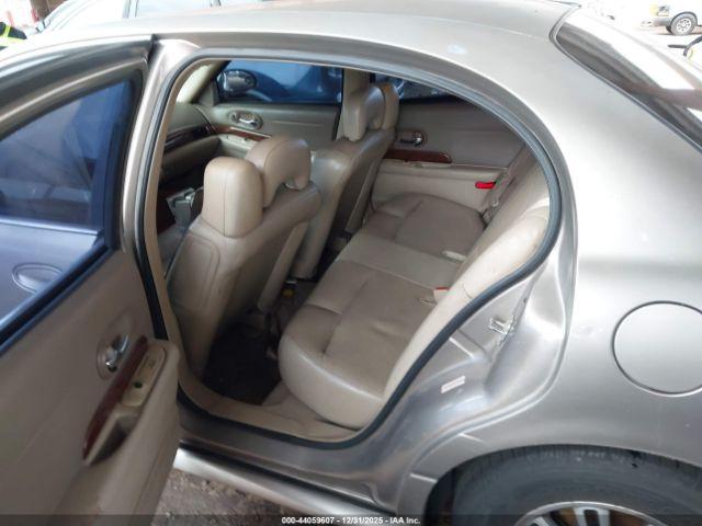 Buick LeSabre Custom Image 2