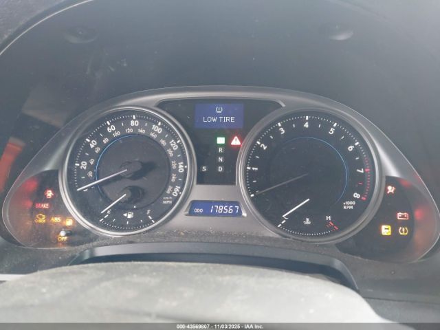 Lexus Is Image 11