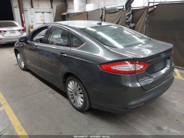 Ford Fusion Se Image 3