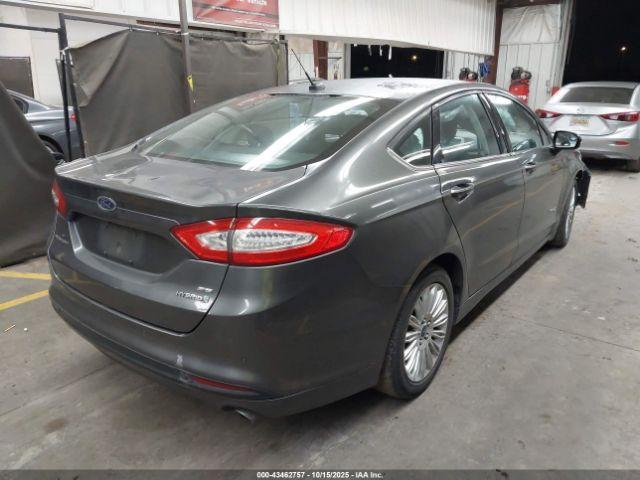 Ford Fusion Se Image 4