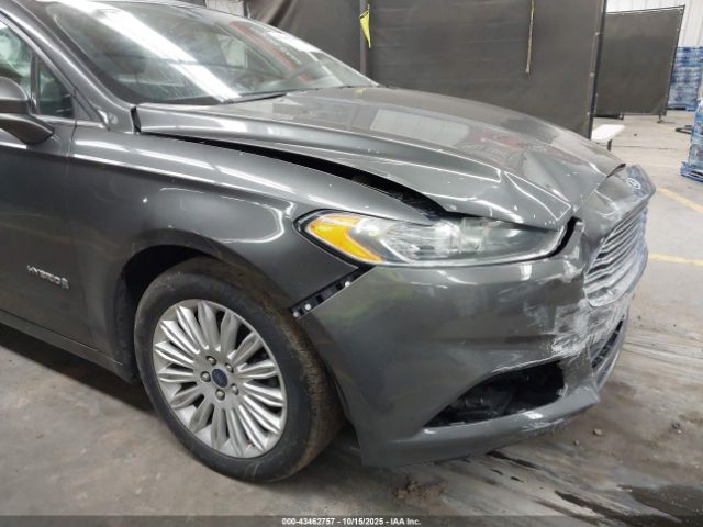 Ford Fusion Se Image 5