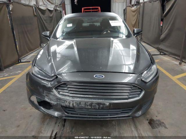 Ford Fusion Se Image 10