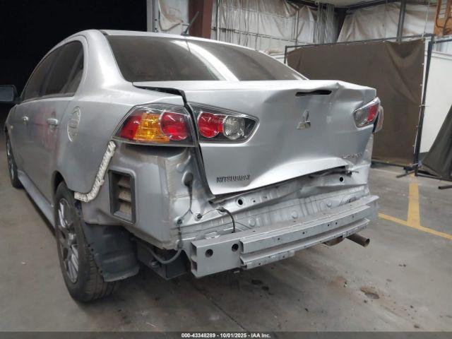 Mitsubishi Lancer Es Image 2