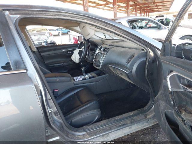 Nissan Altima 2.5 Sr Image 11