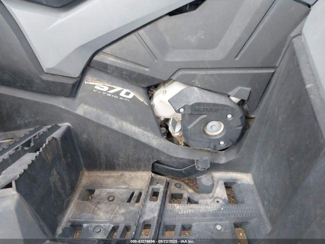 Can-Am Outlander Max Image 7