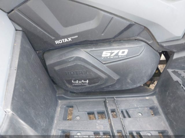 Can-Am Outlander Max Image 10