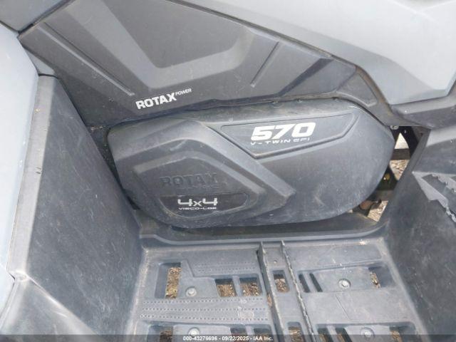 Can-Am Outlander Max Image 10