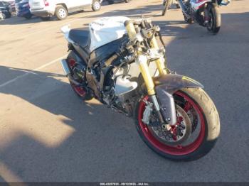  Salvage Suzuki Gsx-r750