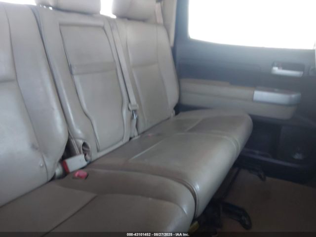 Toyota Tundra Limited 5.7l V8 Image 7